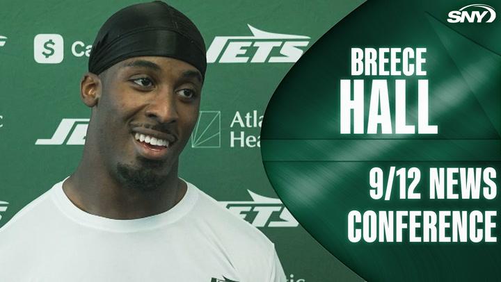 Man at Jets press conference