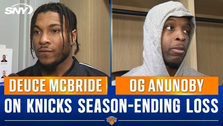 Two players discussing Knicks.