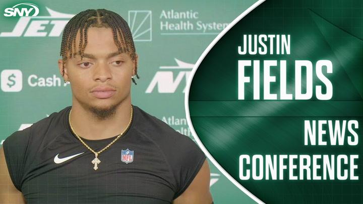 Justin Fields calls Aaron Glenn 'one of the realest coaches' he's ever played for