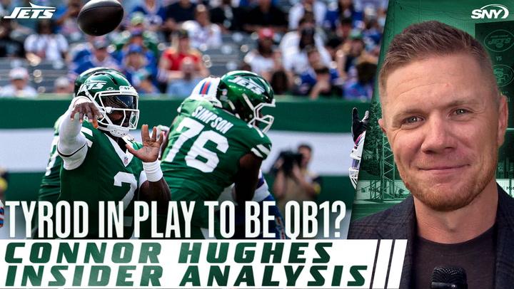 Jets quarterback Tyrod Taylor throws a pass with teammate Simpson blocking, accompanied by the text "Tyrod in play to be QB