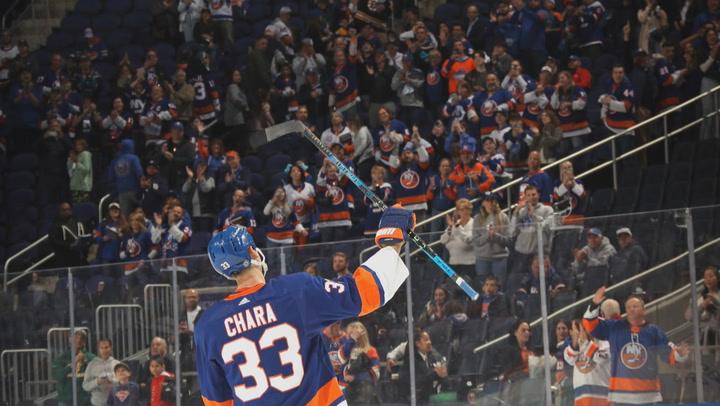 Islanders' Zdeno Chára is a finalist for the 2022 Masterton Trophy