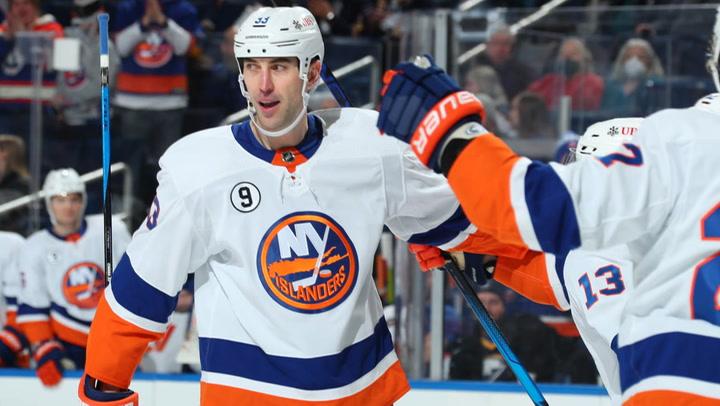 Islanders' Zdeno Chára hits record for games played