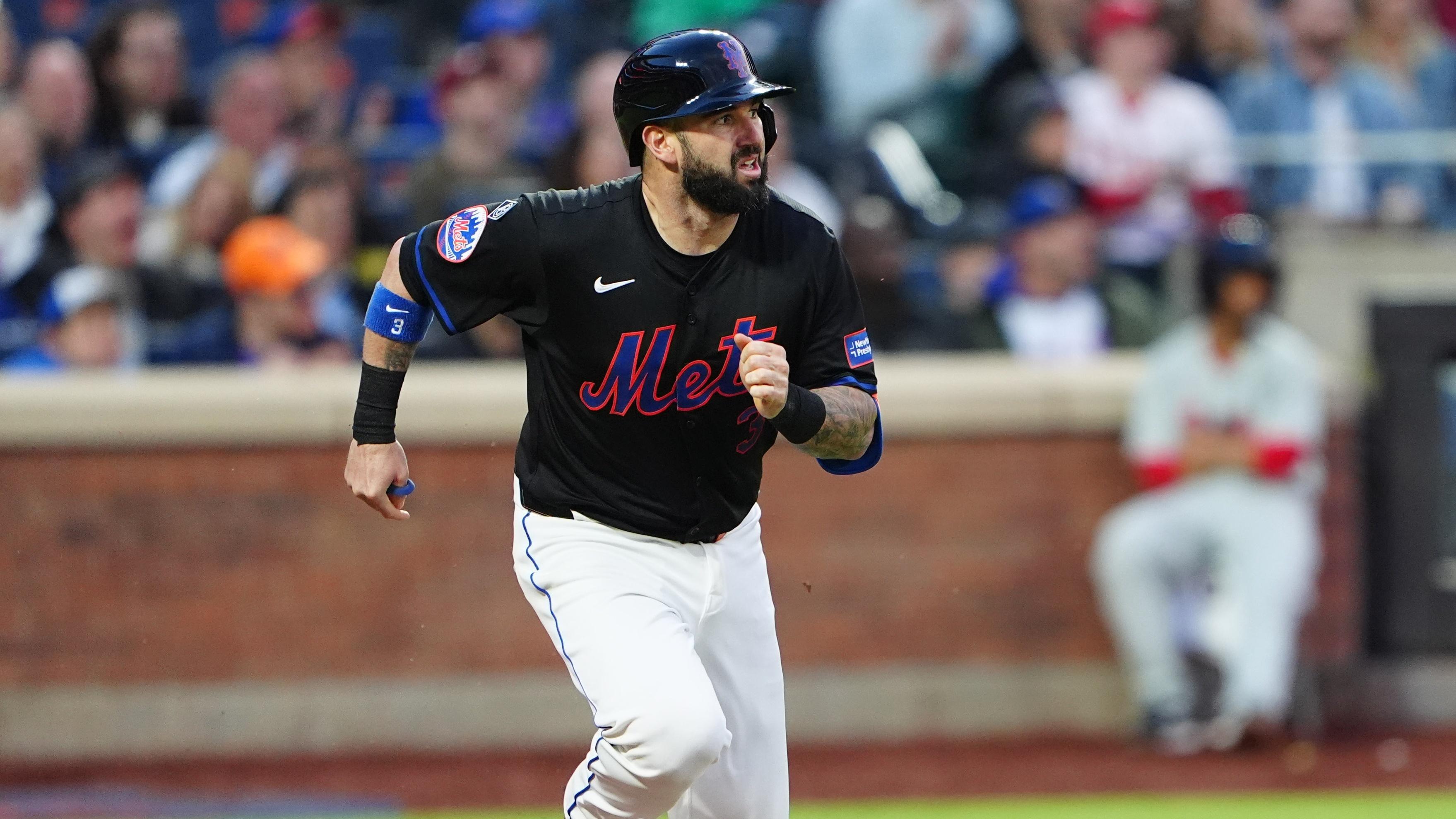 New York Mets catcher Tomas Nido (3) runs out an RBI single against the Philadelphia Phillies during the second inning at Citi Field