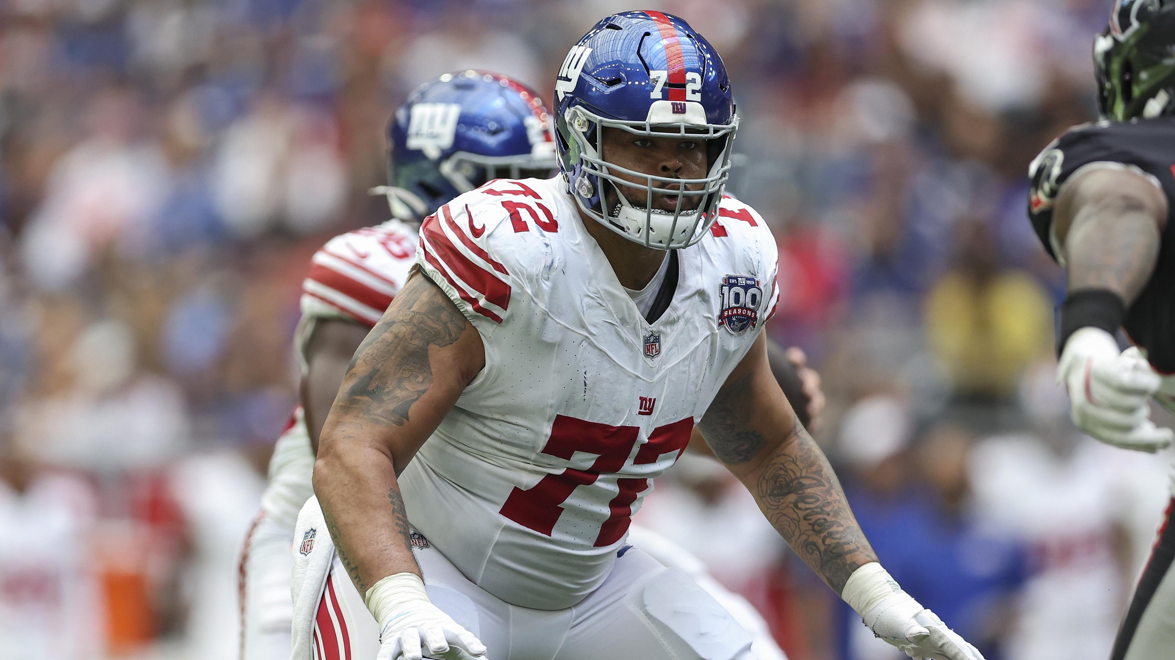 New York Giants guard Jermaine Eluemunor (72) in action during the game against the Houston Texans at NRG Stadium