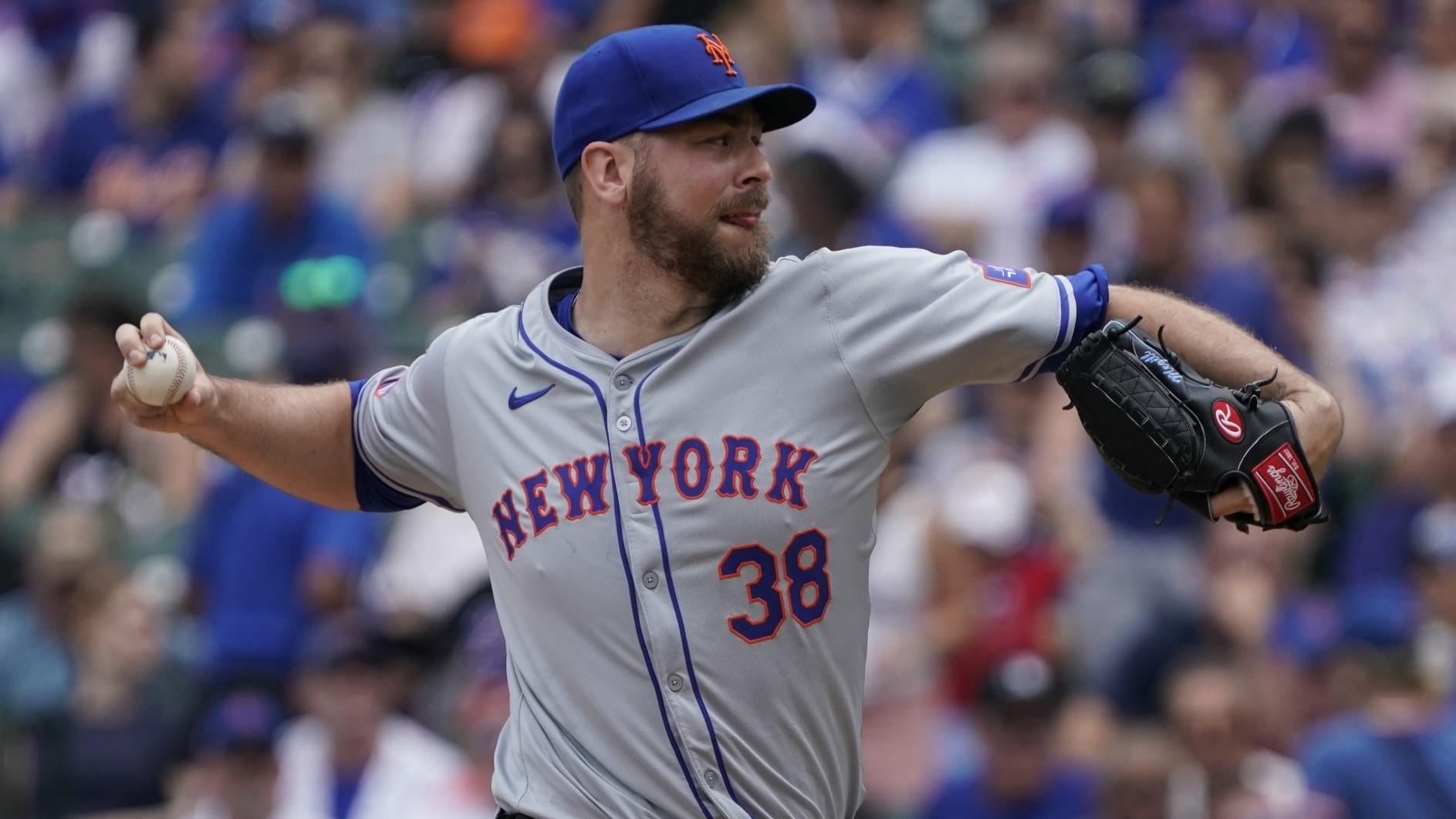 Jun 22, 2024; Chicago, Illinois, USA; New York Mets pitcher Tylor Megill (38) throws the ball against the Chicago Cubs during the first inning at Wrigley Field. 