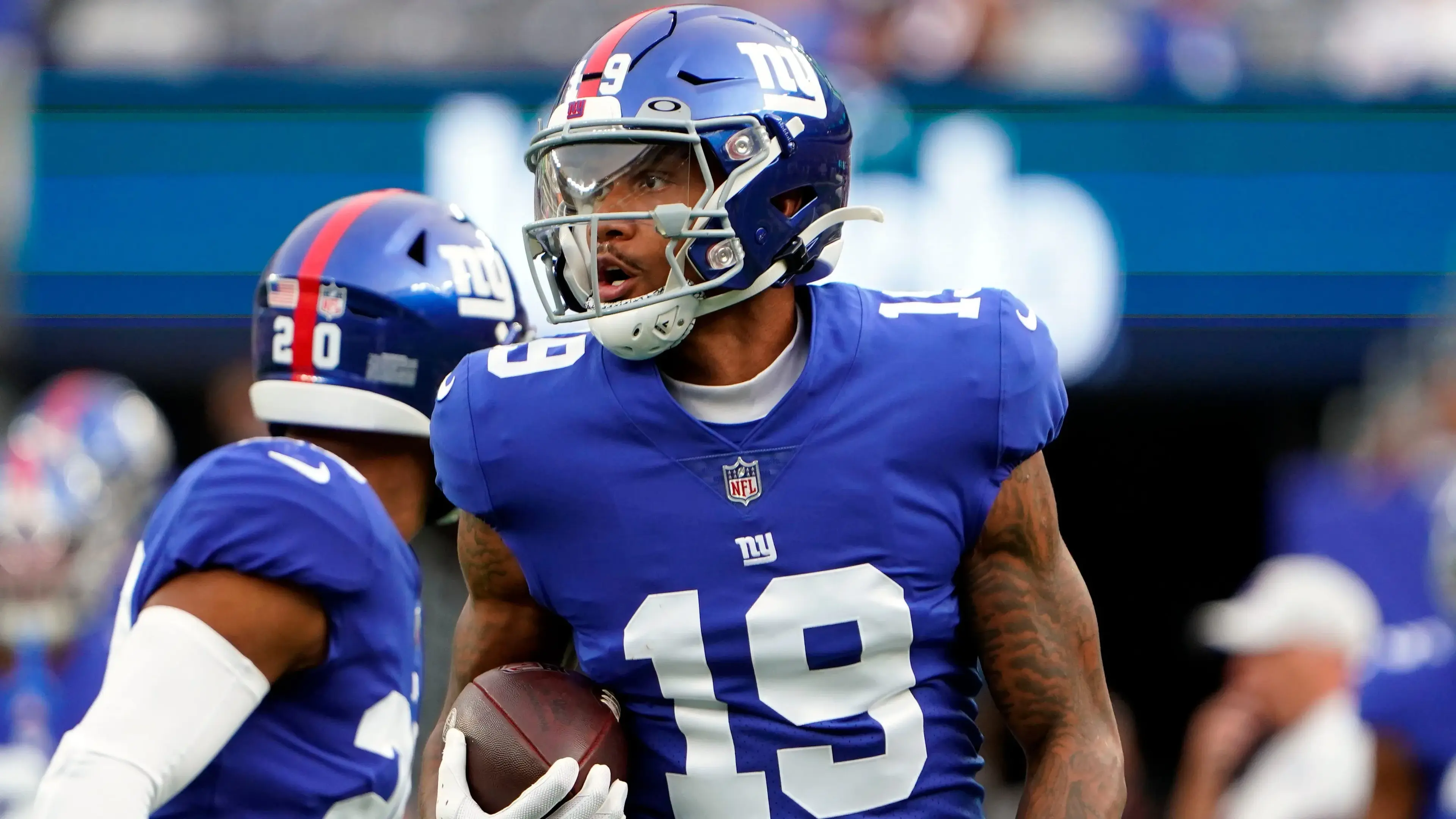 New York Giants wide receiver Kenny Golladay (19) warms up before a preseason game at MetLife Stadium / Danielle Parhizkaran - NorthJersey.com - USA TODAY NETWORK