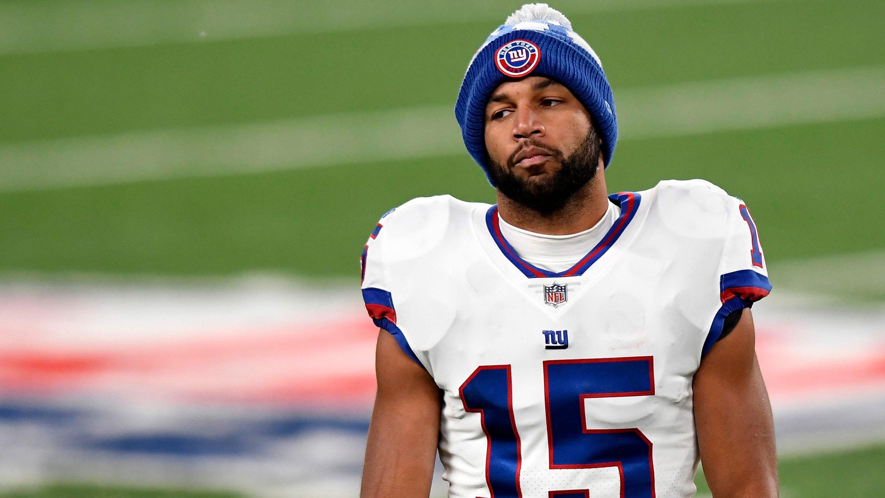 New York Giants wide receiver Golden Tate (15) walks off the field after a 25-23 loss to the Tampa Bay Buccaneers at MetLife Stadium on Monday, Nov. 2, 2020, in East Rutherford.