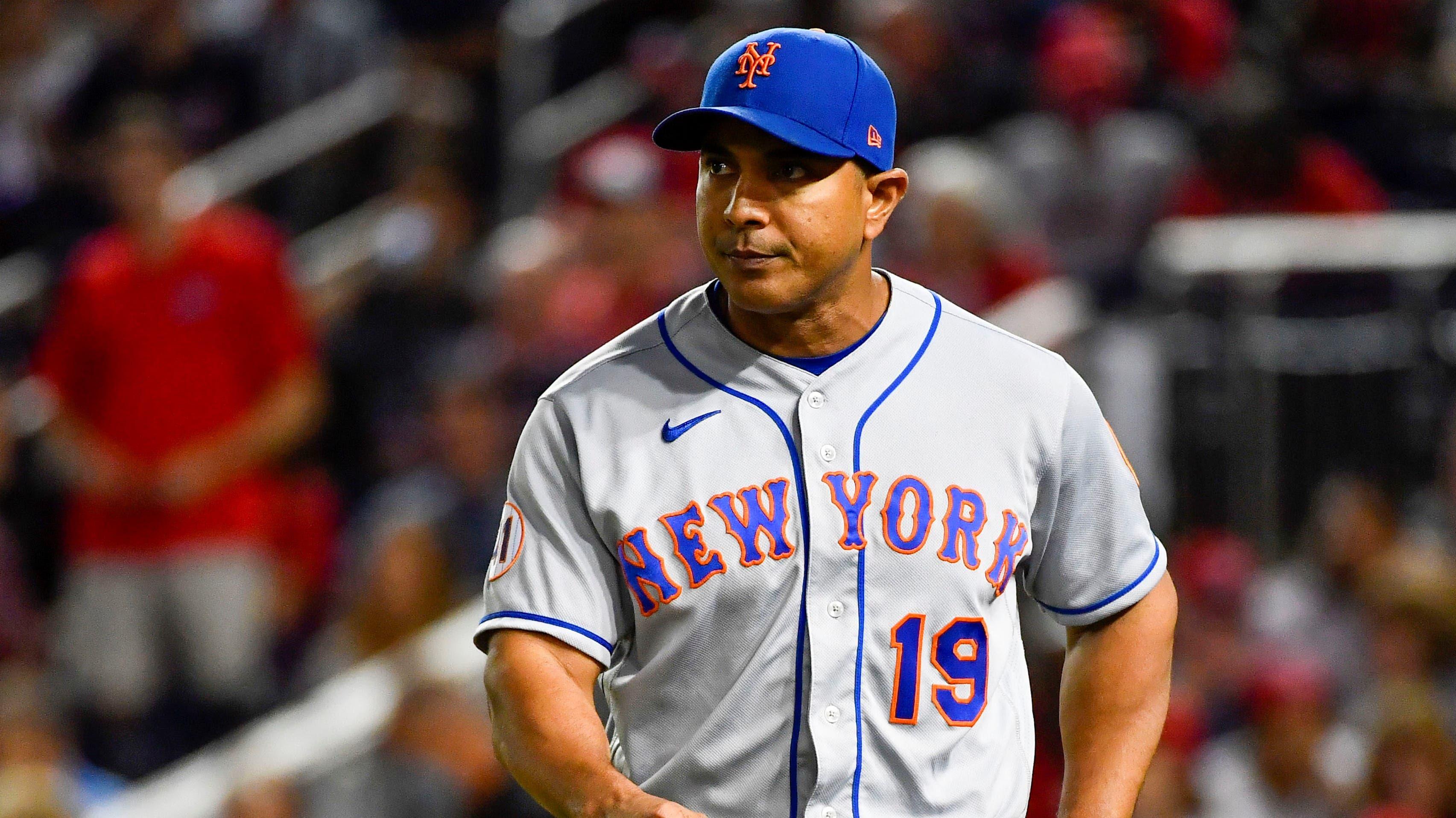 Sep 3, 2021; Washington, District of Columbia, USA; New York Mets manager Luis Rojas (19) walks on the field during the sixth inning against the Washington Nationals at Nationals Park. Mandatory Credit: Brad Mills-USA TODAY Sports / Brad Mills-USA TODAY Sports