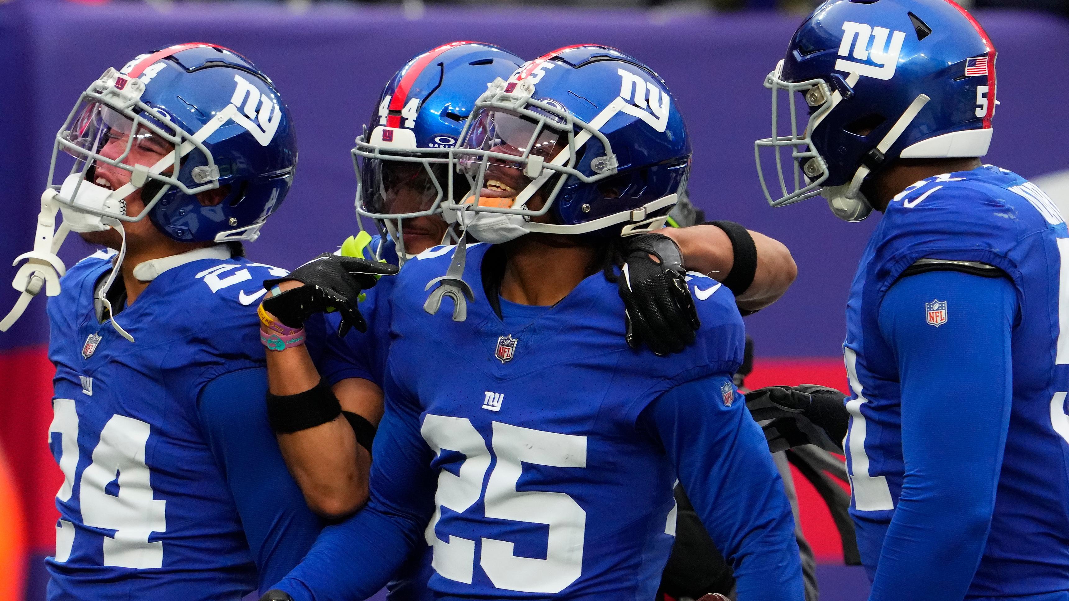 New York Giants cornerback Deonte Banks (25) celebrates an interception against New England Patriots in the 1st half at MetLife Stadium.