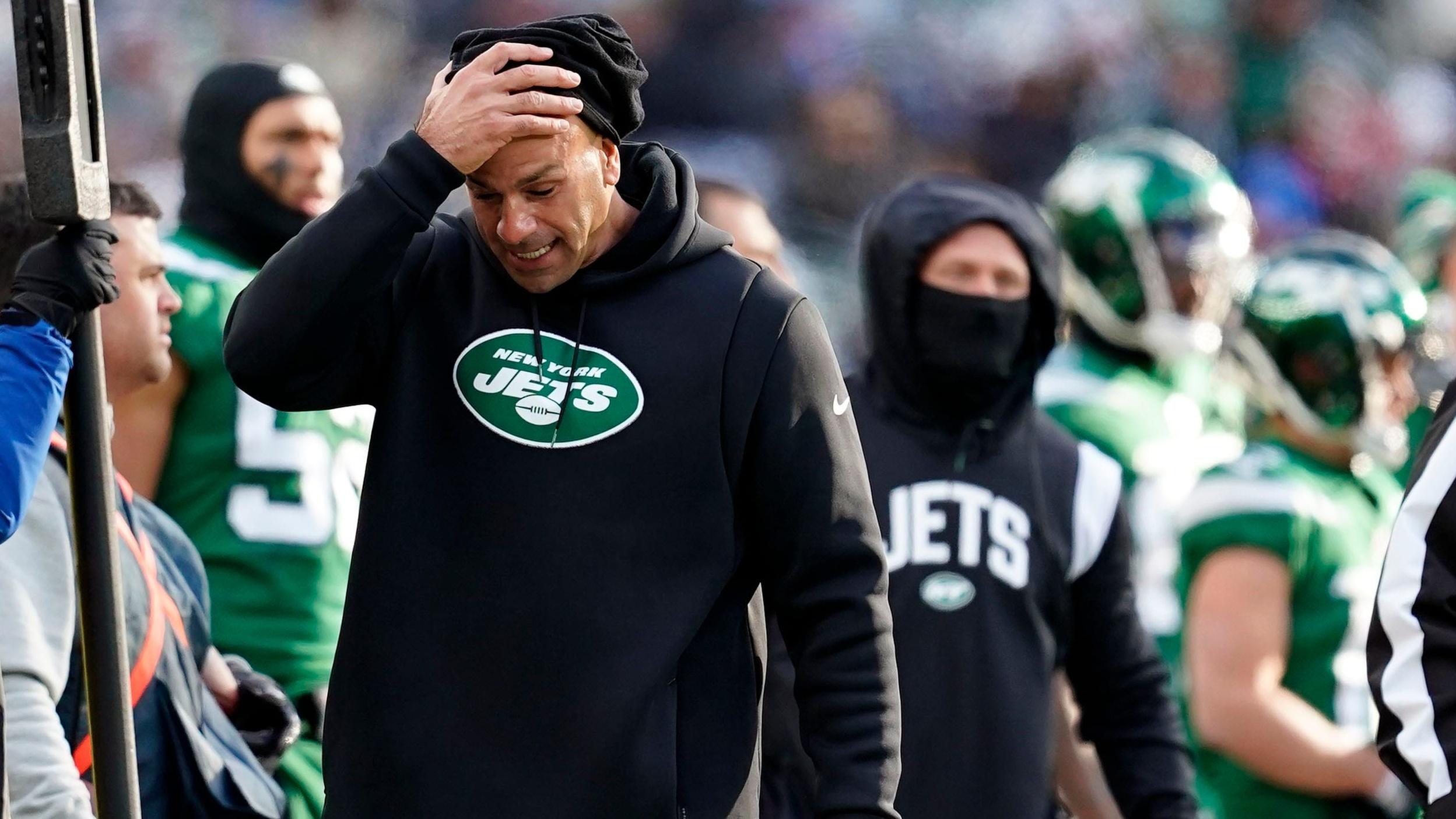 New York Jets head coach Robert Saleh reacts to a call by the referees in the first half against the Detroit Lions at MetLife Stadium on Sunday, Dec. 18, 2022