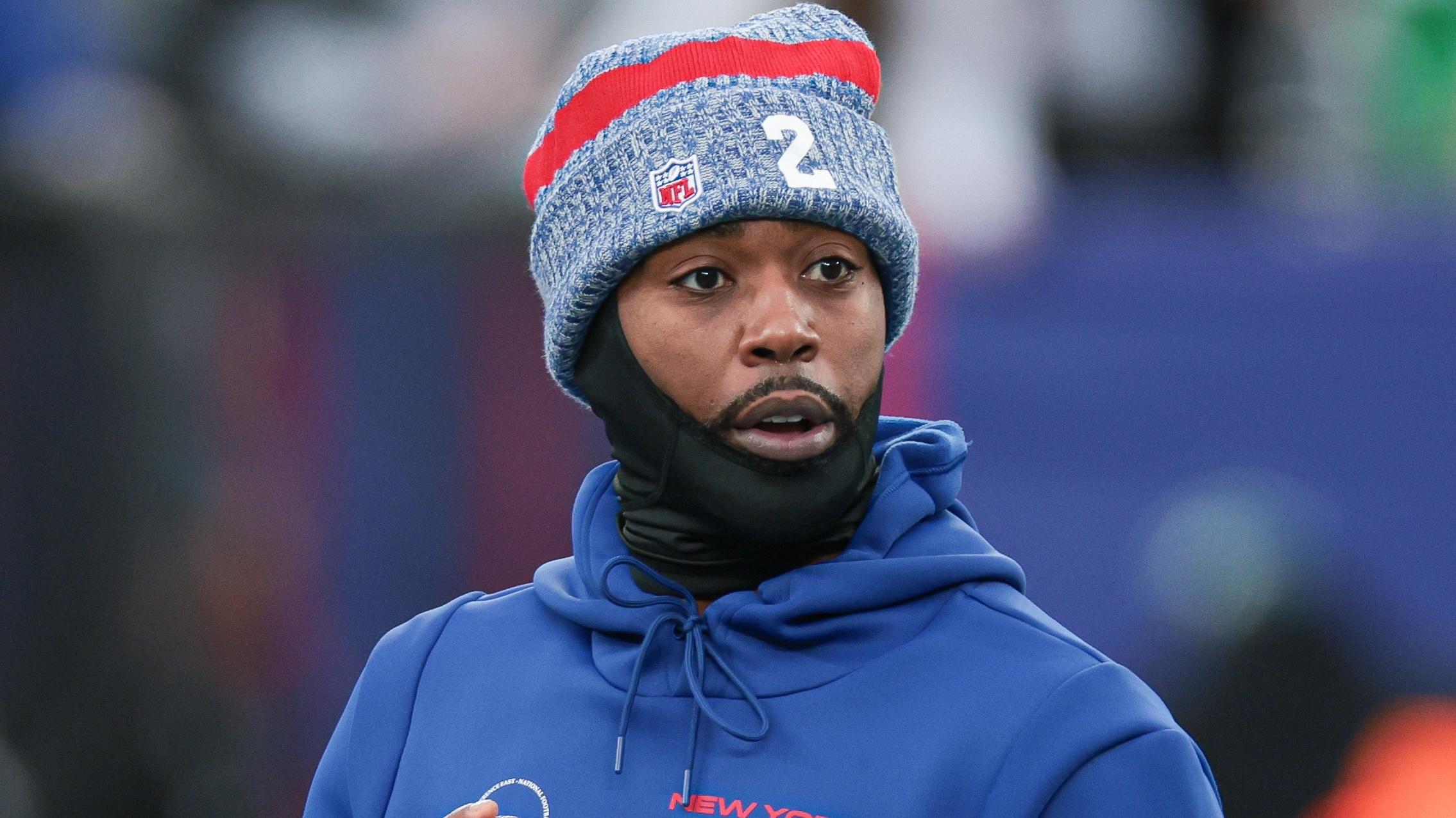 Jan 7, 2024; East Rutherford, New Jersey, USA; New York Giants quarterback Tyrod Taylor (2) warms up before the game against the Philadelphia Eagles at MetLife Stadium. Mandatory Credit: Vincent Carchietta-USA TODAY Sports