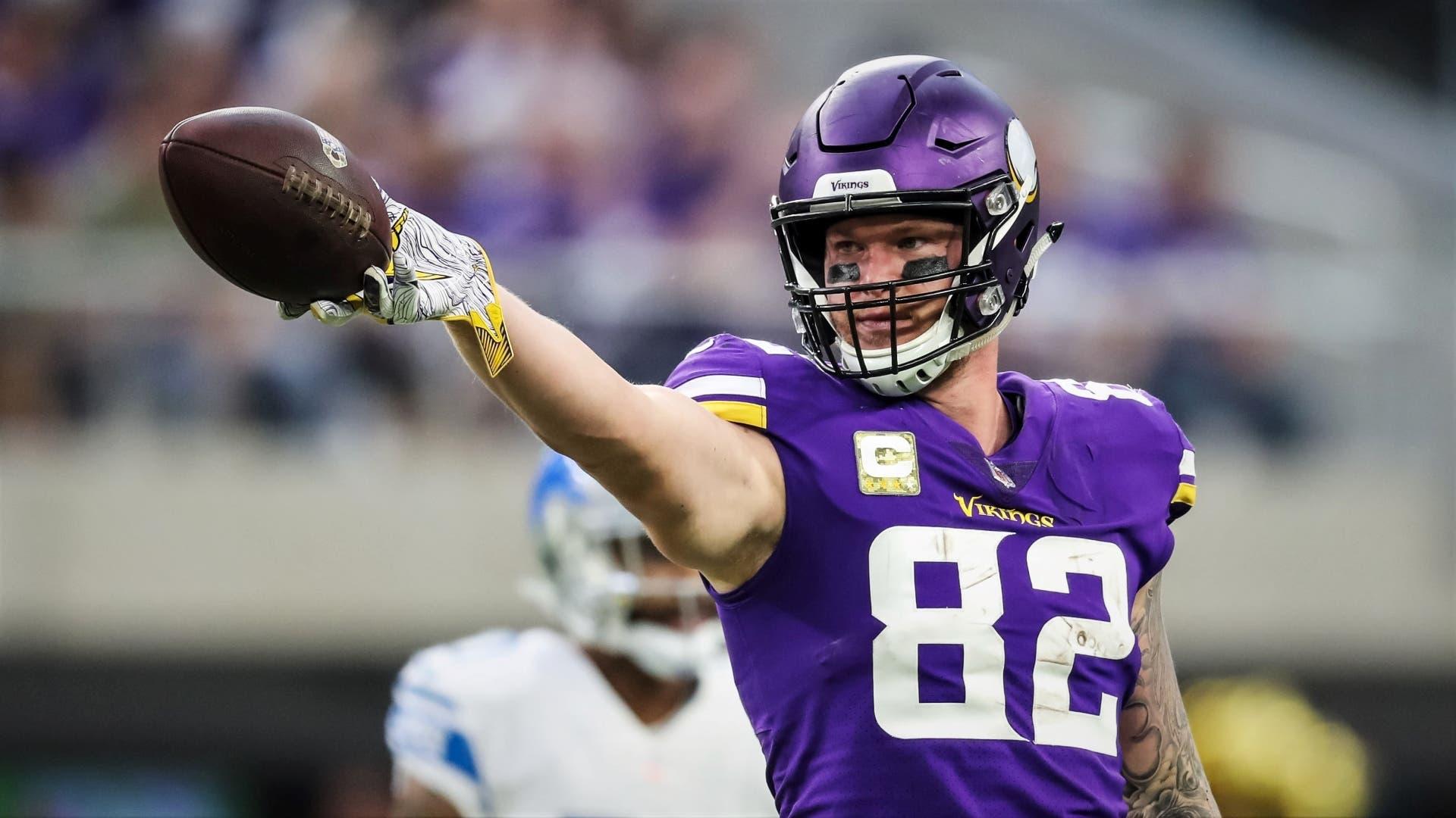 Minnesota Vikings tight end Kyle Rudolph (82) celebrates during the fourth quarter against the Detroit Lions at U.S. Bank Stadium. Mandatory Credit: Brace Hemmelgarn-USA TODAY Sports / © Brace Hemmelgarn-USA TODAY Sports