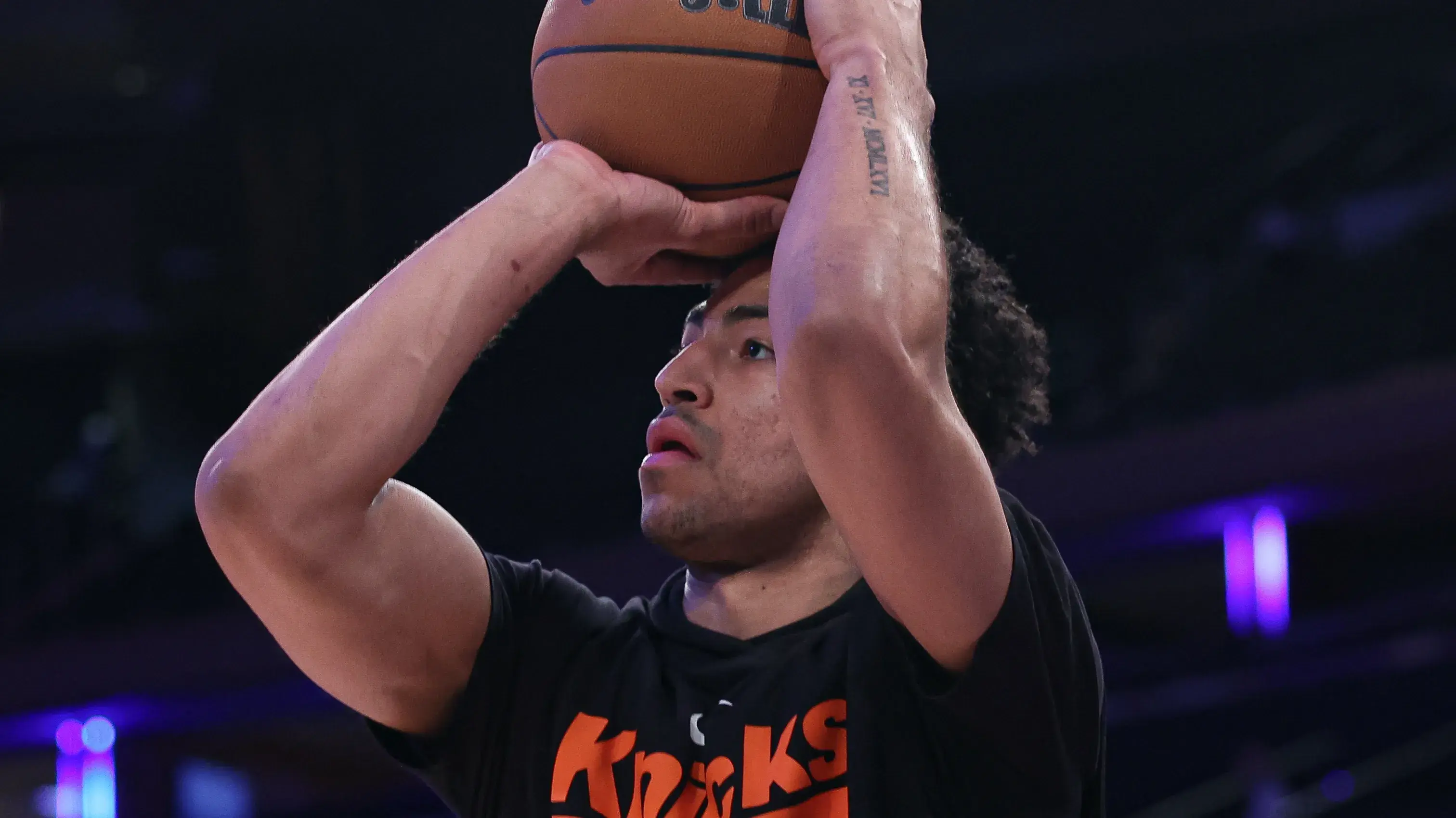 New York Knicks guard Quentin Grimes (6) warms up before the game against the Toronto Raptors at Madison Square Garden / Vincent Carchietta - USA TODAY Sports