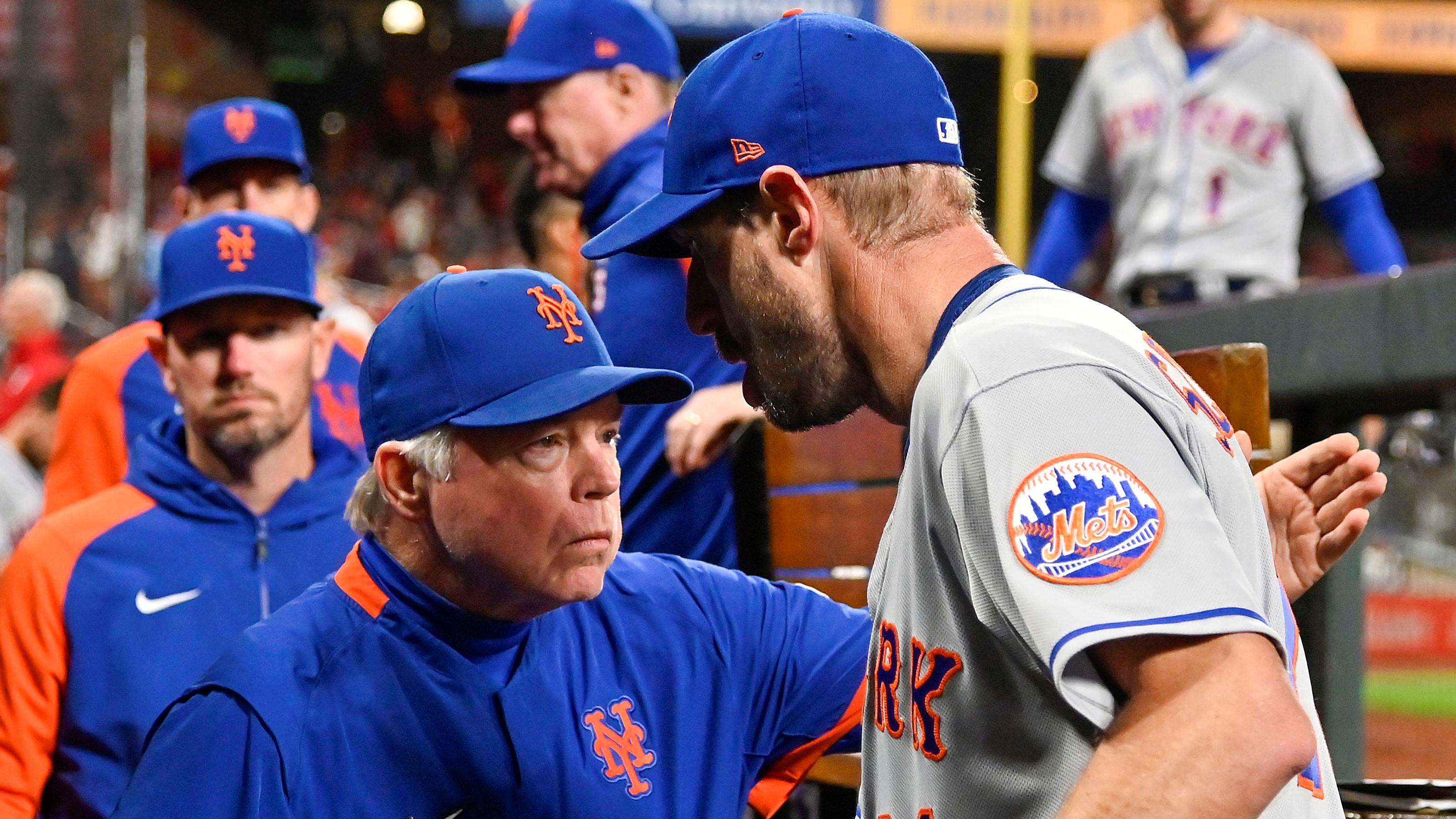 Apr 25, 2022; St. Louis, Missouri, USA; New York Mets manager Buck Showalter (11) congratulates starting pitcher Max Scherzer (21) after the seventh inning against the St. Louis Cardinals at Busch Stadium. Mandatory Credit: Jeff Curry-USA TODAY Sports