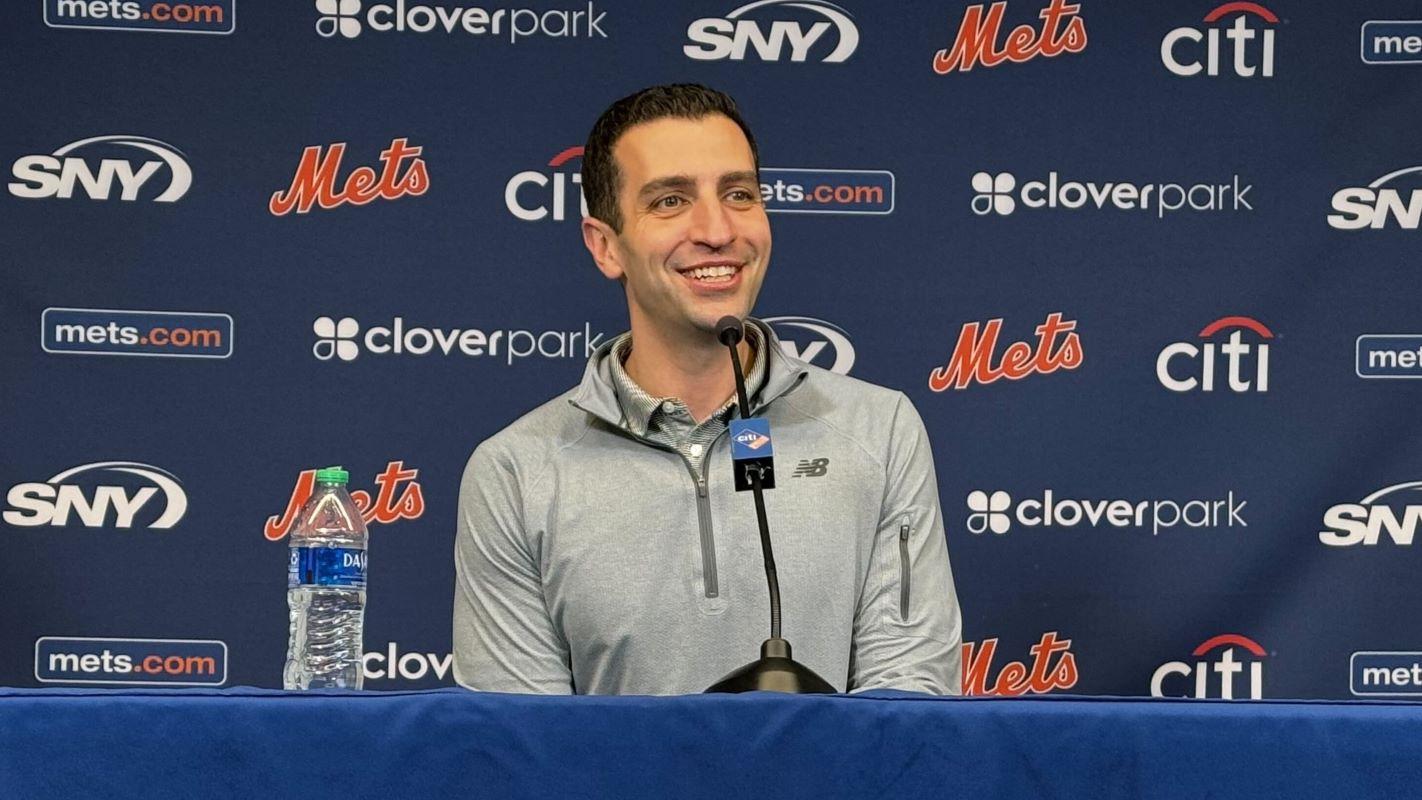 David Stearns at the podium during Mets spring training on Feb. 12, 2024.