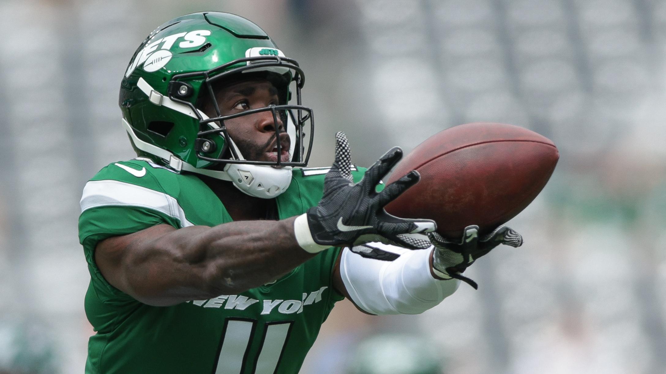 New York Jets wide receiver Denzel Mims (11) catches the ball before the game against the New York Giants at MetLife Stadium