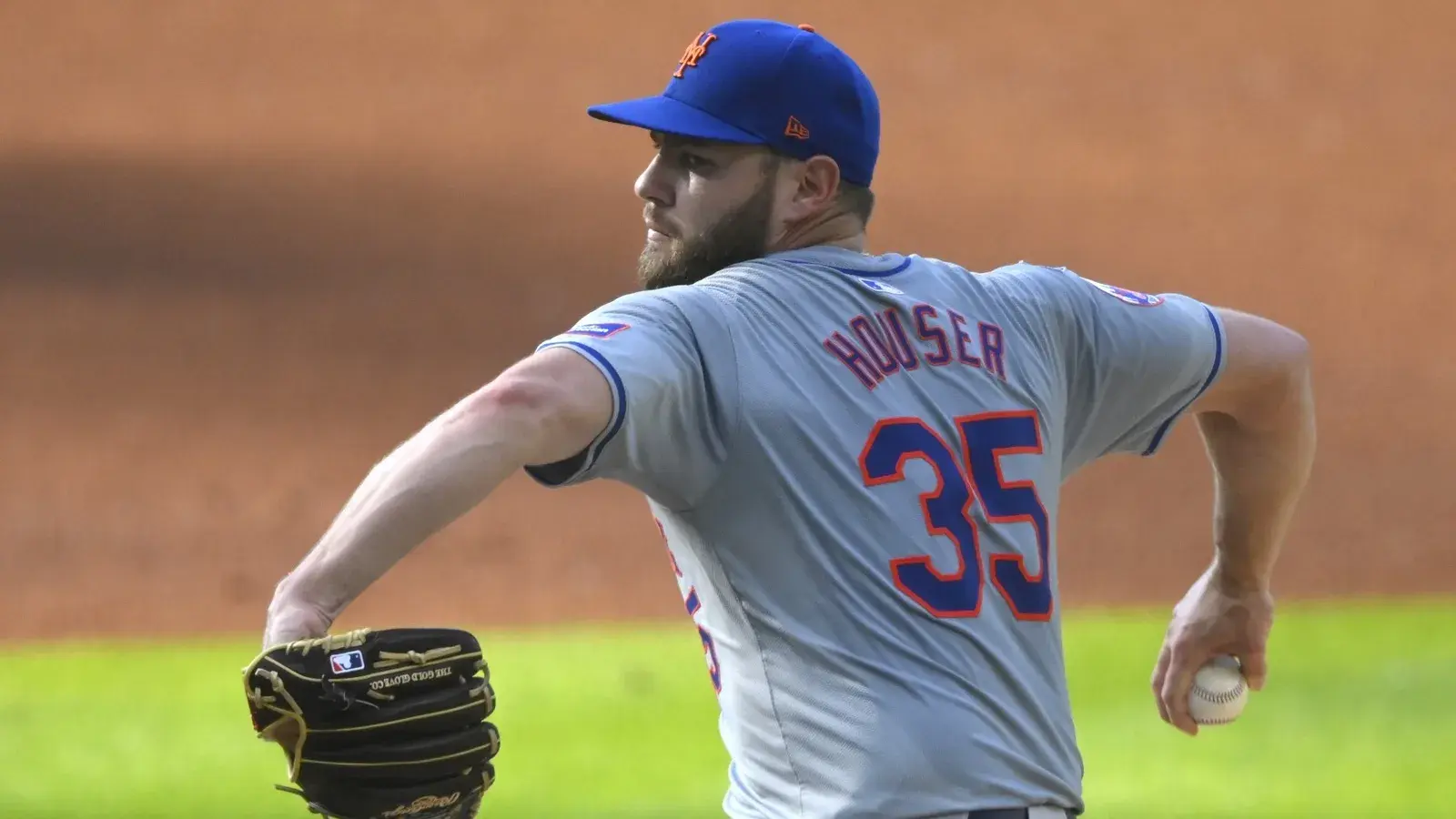 New York Mets starting pitcher Adrian Houser (35) delivers a pitch in the first inning against the Cleveland Guardians at Progressive Field. / David Richard-USA TODAY Sports