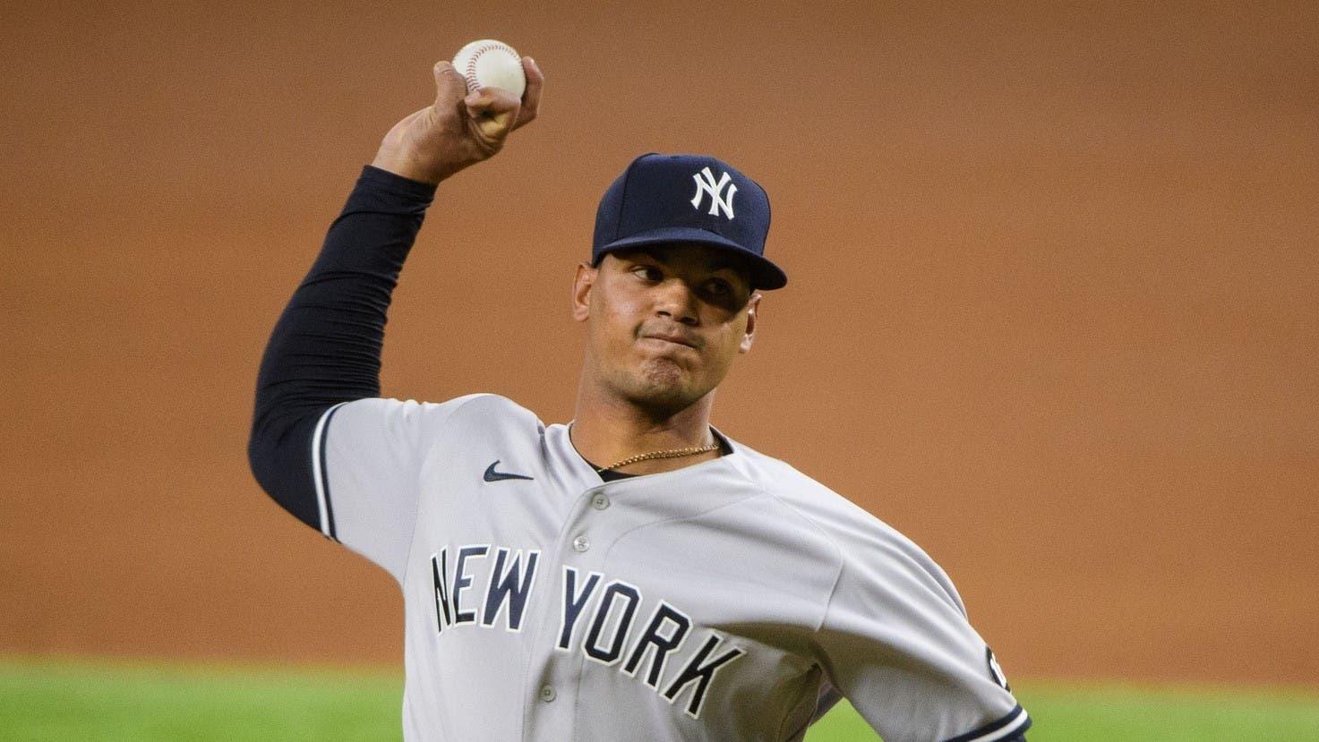 May 17, 2021; Arlington, Texas, USA; New York Yankees relief pitcher Albert Abreu pitches against the Texas Rangers during the sixth inning at Globe Life Field. / Jerome Miron-USA TODAY Sports