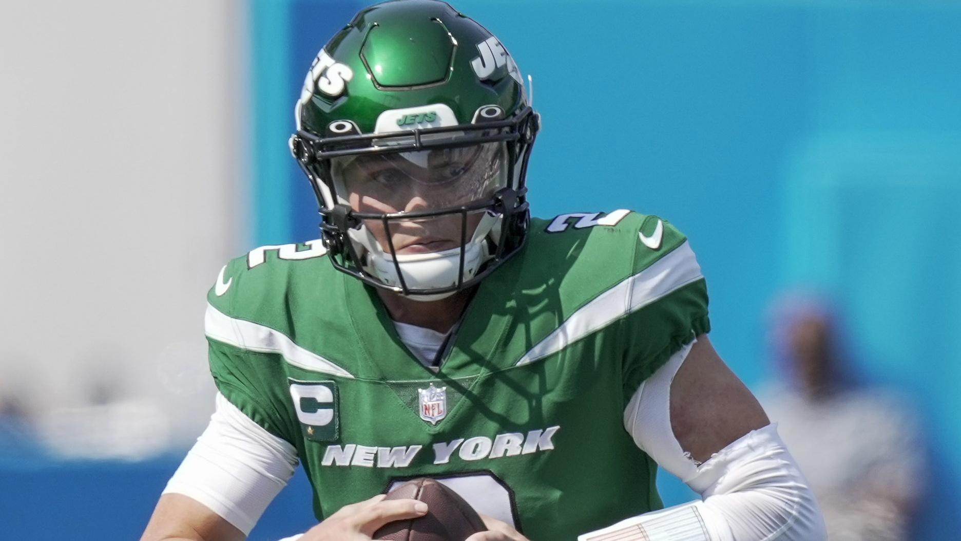 Sep 12, 2021; Charlotte, North Carolina, USA; New York Jets quarterback Zach Wilson (2) drops back to pass against the Carolina Panthers during the second half at Bank of America Stadium.