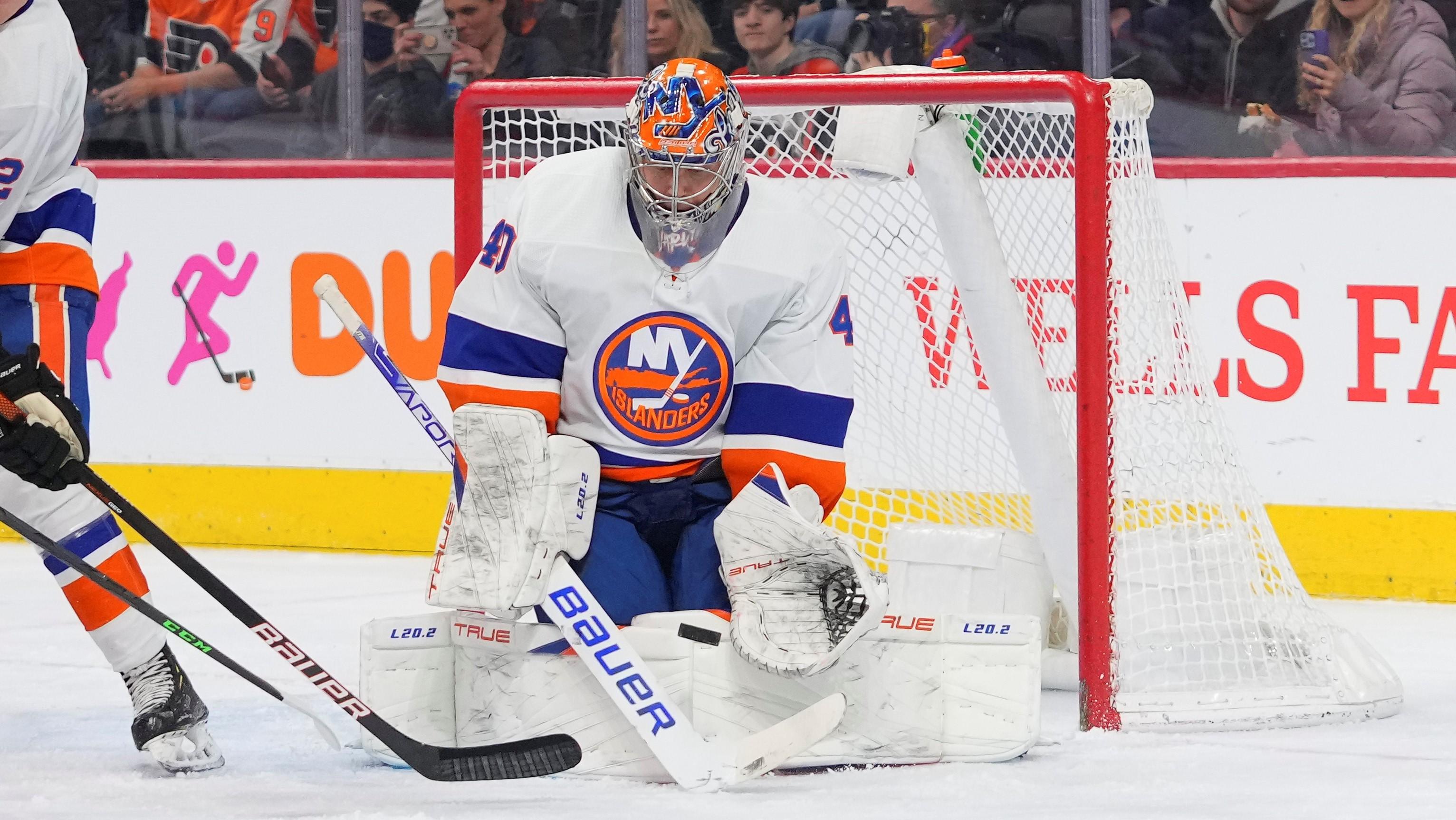 Jan 18, 2022; Philadelphia, Pennsylvania, USA; New York Islanders goaltender Semyon Varlamov (40) makes a save against the Philadelphia Flyers in the second period at the Wells Fargo Center. Mandatory Credit: Mitchell Leff-USA TODAY Sports