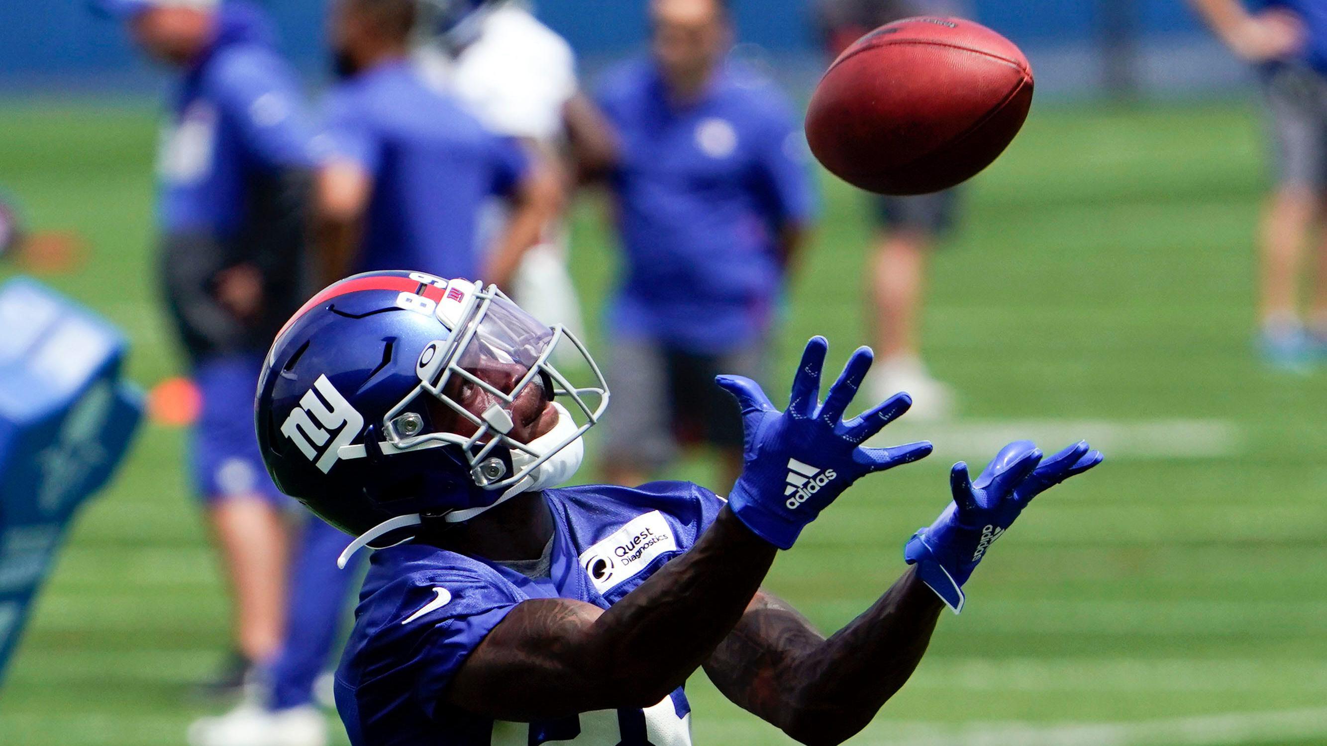 New York Giants rookie wide receiver Kadarius Toney catches the ball on the first day of Giants minicamp at Quest Diagnostics Training Center on Tuesday, June 8, 2021, in East Rutherford