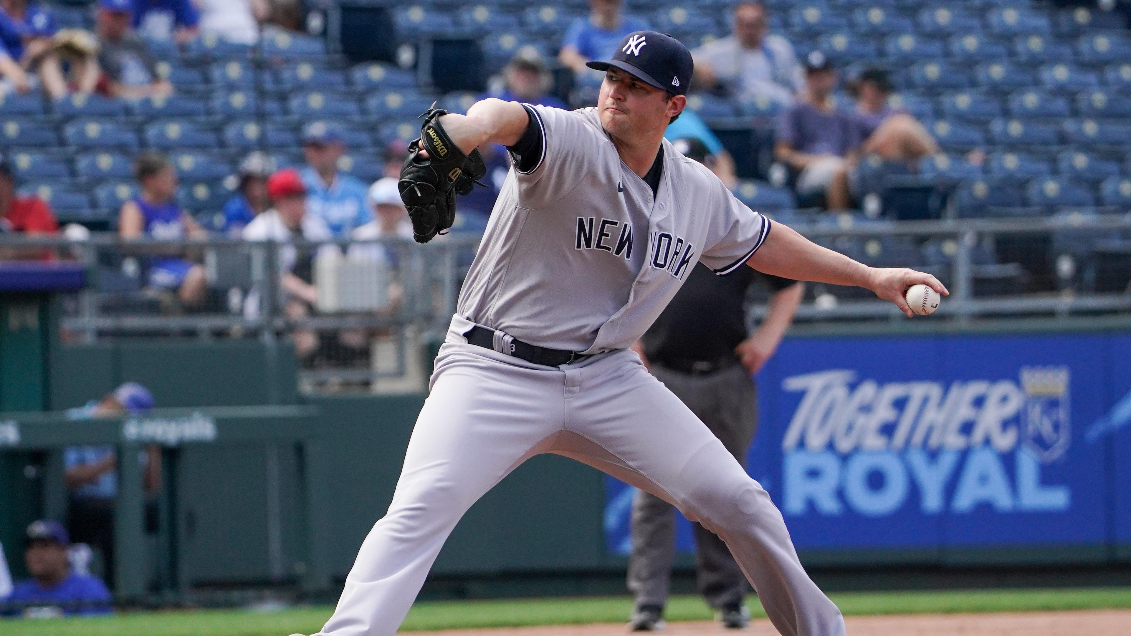 Aug 11, 2021; Kansas City, Missouri, USA; New York Yankees relief pitcher Zack Britton (53) delivers a pitch in the ninth inning against the Kansas City Royals at Kauffman Stadium. Mandatory Credit: Denny Medley-USA TODAY Sports