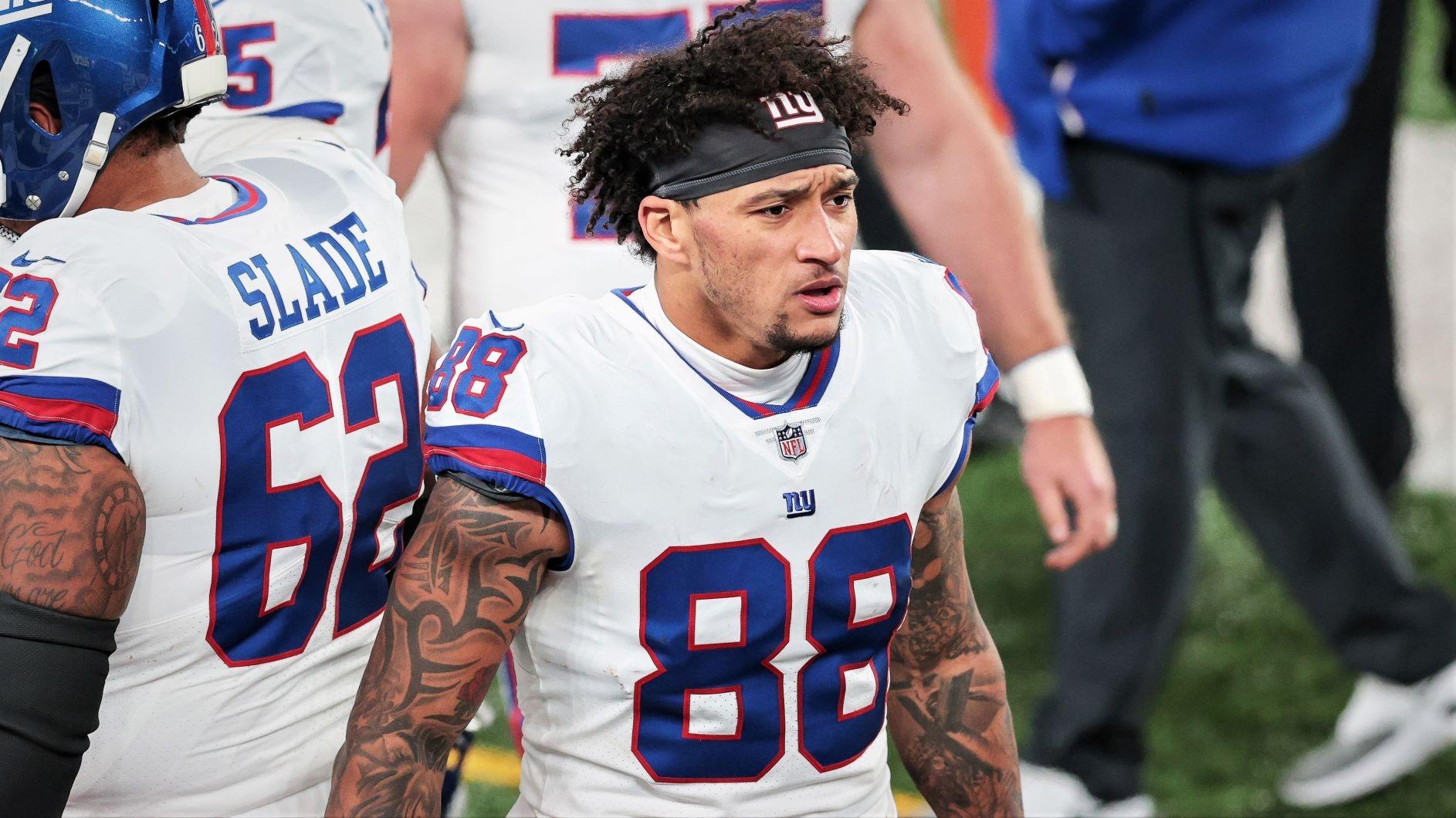 Nov 2, 2020; East Rutherford, New Jersey, USA; New York Giants tight end Evan Engram (88) reacts during the second half against the Tampa Bay Buccaneers at MetLife Stadium. Mandatory Credit: Vincent Carchietta-USA TODAY Sports