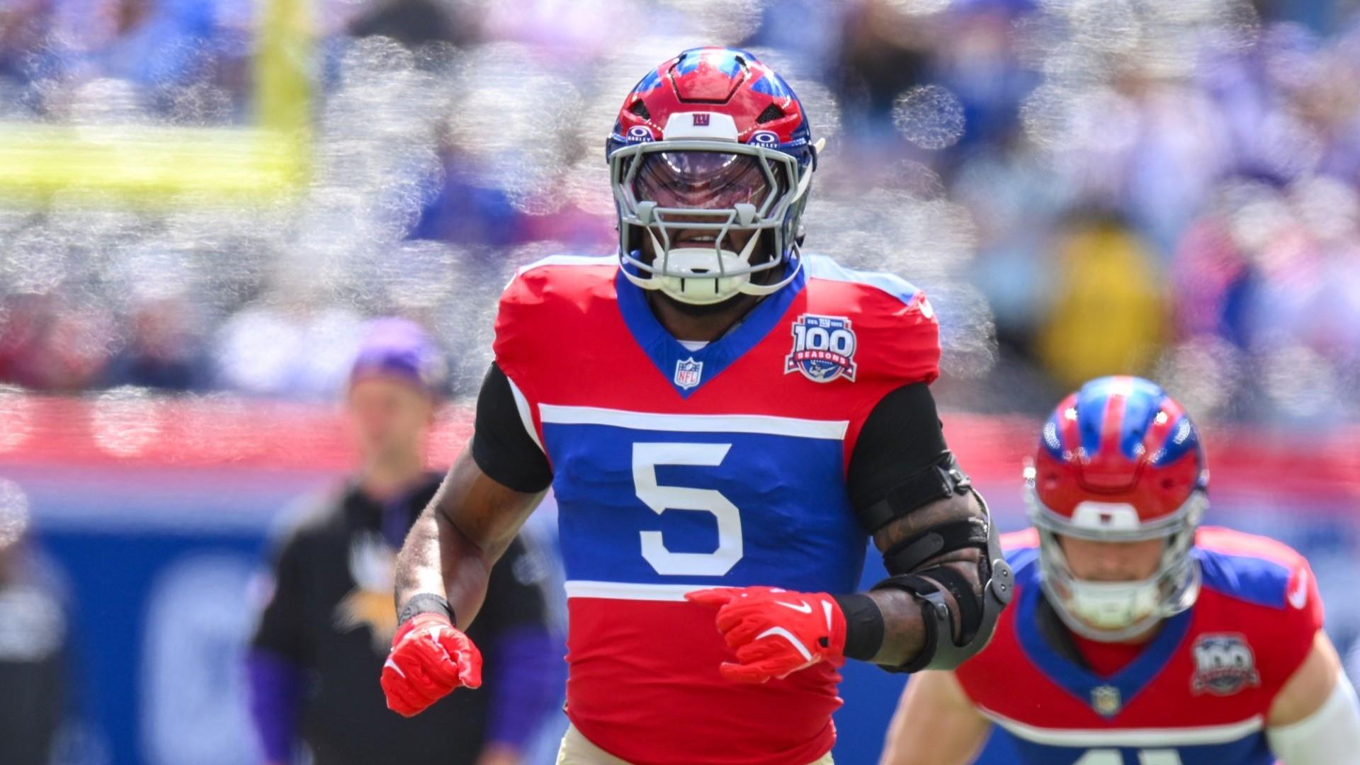 Sep 8, 2024; East Rutherford, New Jersey, USA; New York Giants linebacker Kayvon Thibodeaux (5) warms up before a game against the Minnesota Vikings at MetLife Stadium. 